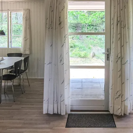 Awesome In Aakirkeby With Kitchen Vester Somarken